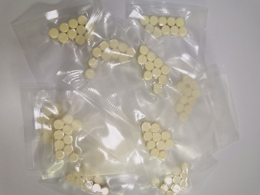 Trattamento FIP con formulazioni orali di compresse GS-441524